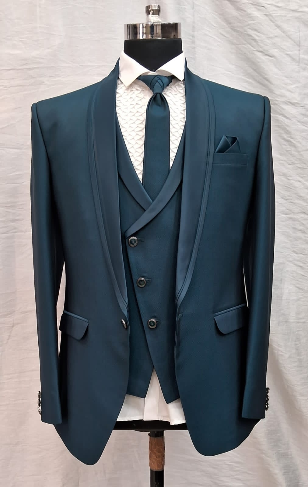 Reception Solid Rama Blue 5 Piece Suit